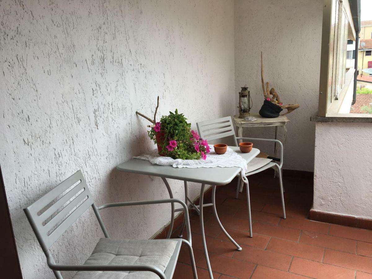 Apartamento Casa Guglielmo Viareggio Exterior foto